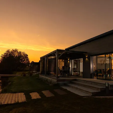 Ferienhaus Le Domaine De L'etang Fourchu Florimont