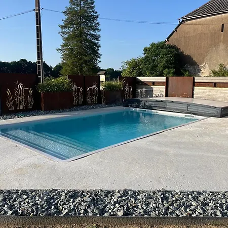Ferienhaus Le Domaine De L'etang Fourchu Florimont